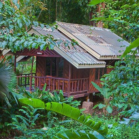 Khao Sok Riverside Cottages Khao Sok National Park Стая снимка