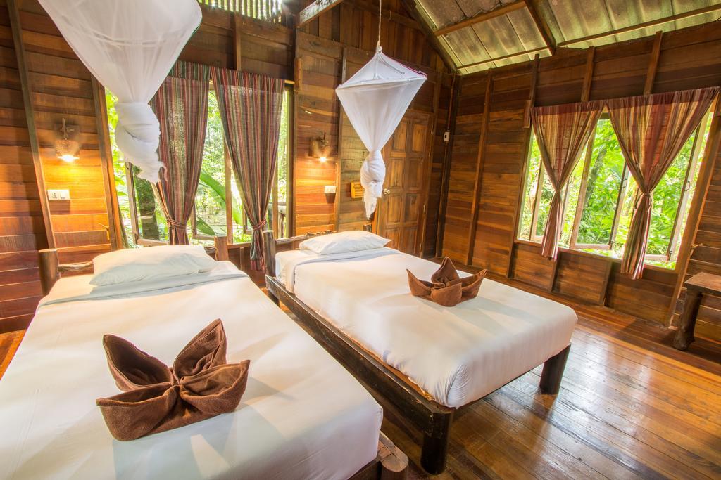 Khao Sok Riverside Cottages Khao Sok National Park Екстериор снимка