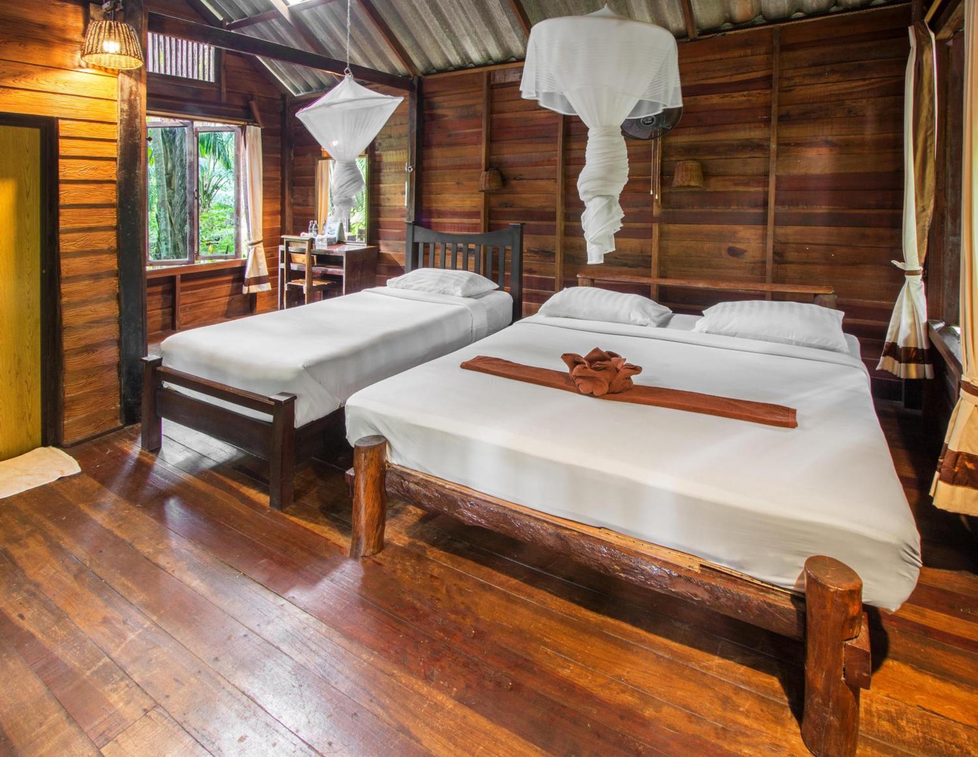 Khao Sok Riverside Cottages Khao Sok National Park Екстериор снимка